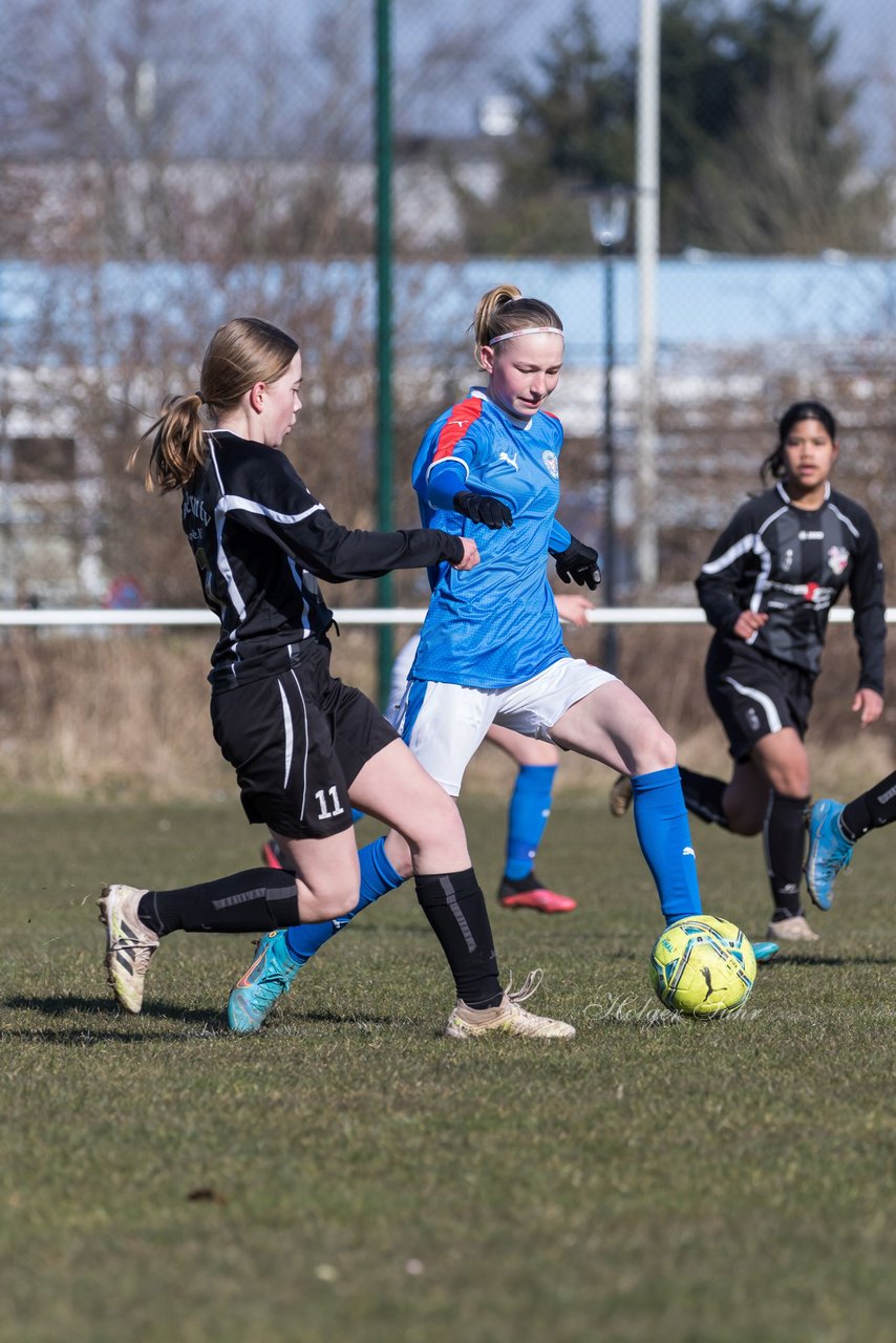 Bild 90 - wBJ Holstein Kiel II - Kieler MTV : Ergebnis: 2:1